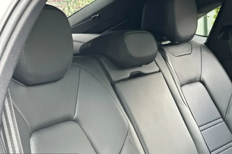 Porsche Cayenne din 2023 cu 6.200 km - oferta POR246695 - foto 13