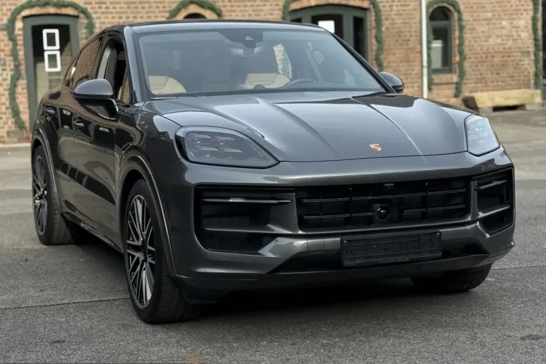 Porsche Cayenne din 2024 cu 14.700 km - oferta POR246698 - foto 3