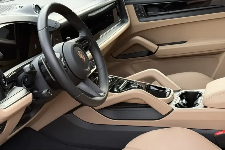 Porsche Cayenne din 2024 cu 14.700 km - oferta POR246698 - foto 6