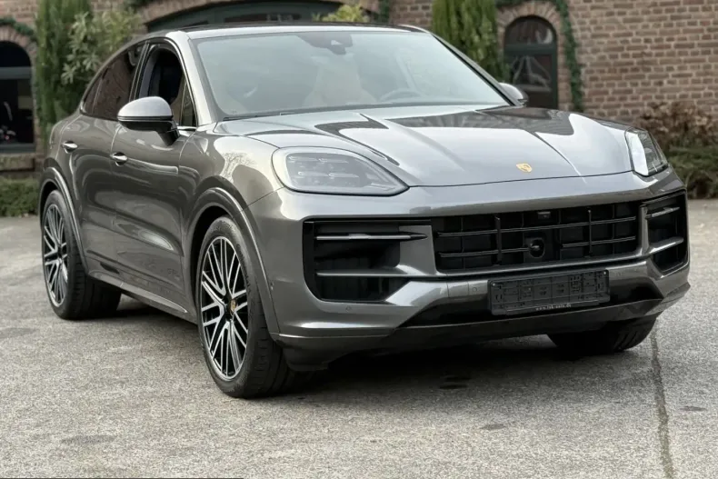 Porsche Cayenne din 2024 cu 14.700 km - oferta POR246698 - foto 9