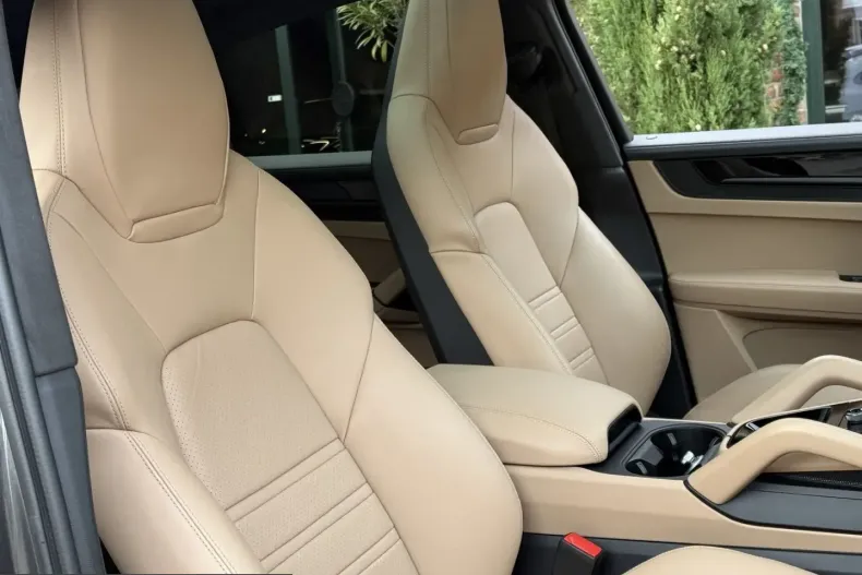 Porsche Cayenne din 2024 cu 14.700 km - oferta POR246698 - foto 14