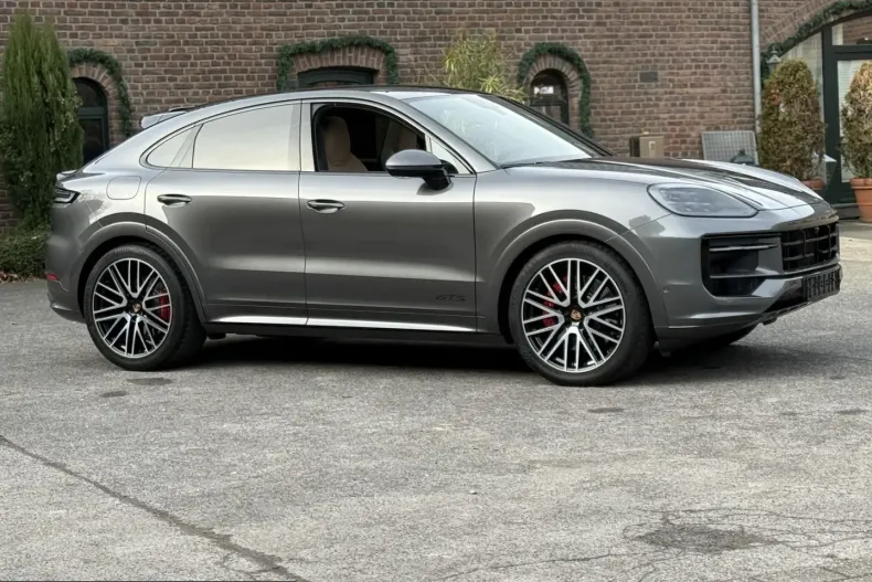 Porsche Cayenne din 2024 cu 14.700 km - oferta POR246698 - foto 20