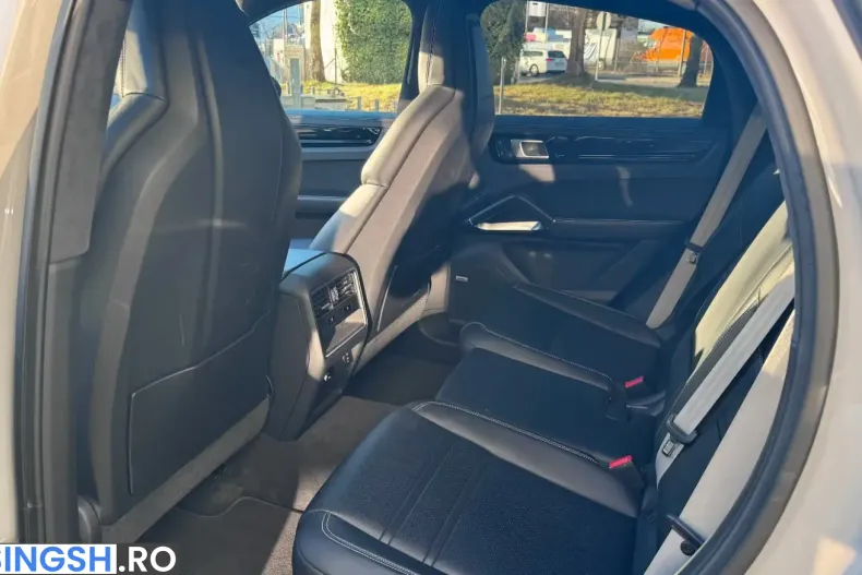 Porsche Cayenne din 2021 cu 74.900 km - oferta POR246705 - foto 21