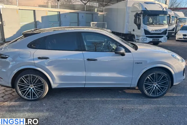 Porsche Cayenne din 2021 cu 74.900 km - oferta POR246705 - foto 4