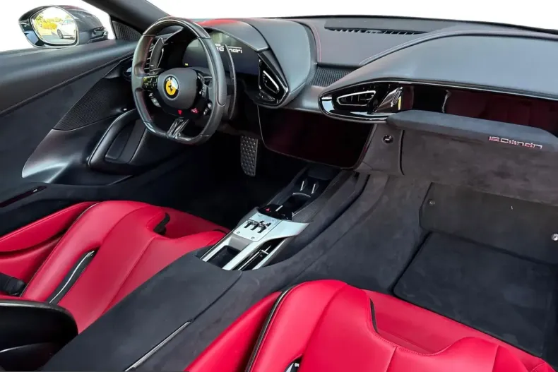Ferrari 12Cilindri din 2025 cu 19.000 km - oferta FER246709 - foto 14