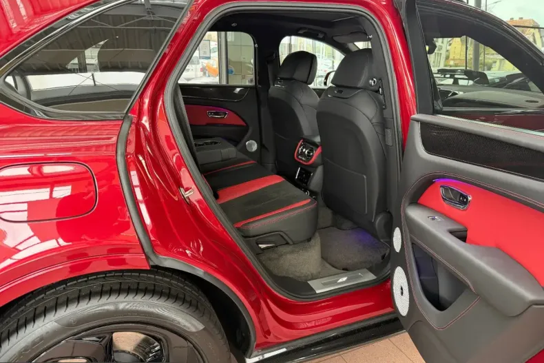 Bentley Bentayga din 2023 cu 6.000 km - oferta BEN246710 - foto 33