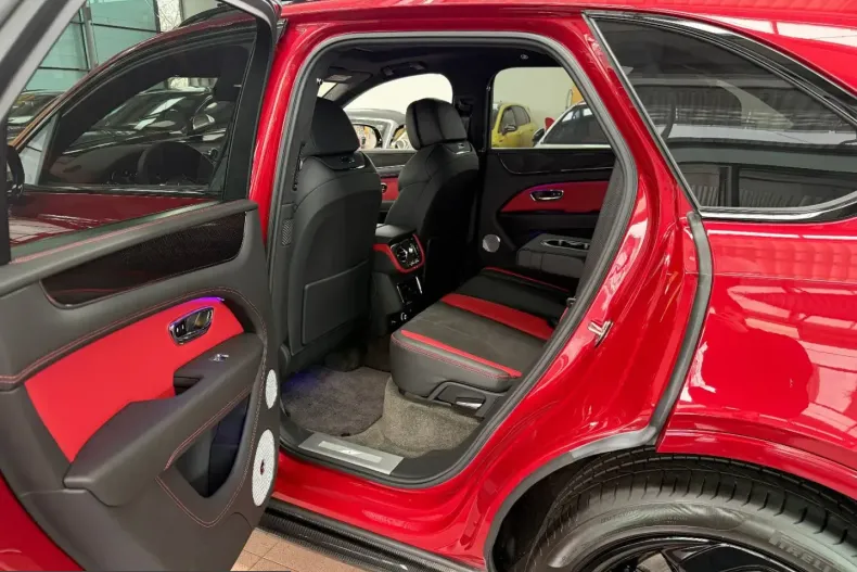Bentley Bentayga din 2023 cu 6.000 km - oferta BEN246710 - foto 34