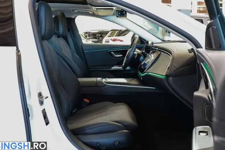 Mercedes-Benz E 220 (Clasa E) din 2025 cu 28.301 km - oferta MER246714 - foto 11
