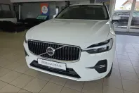 Volvo XC60 din 2022 cu 41.568 km - oferta VOL246721 - foto 3