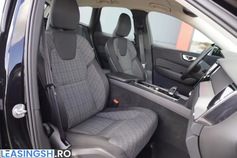 Volvo XC60 din 2023 cu 47.300 km - oferta VOL246724 - foto 10