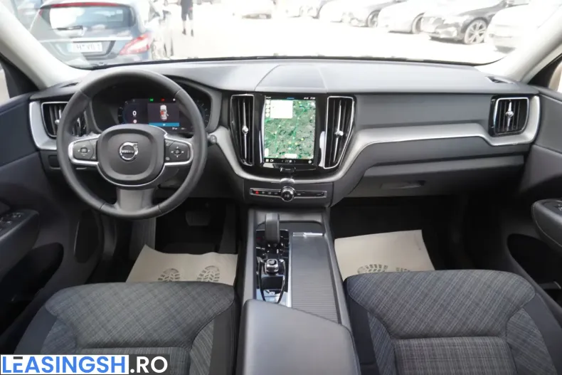 Volvo XC60 din 2023 cu 47.300 km - oferta VOL246724 - foto 13
