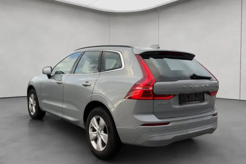 Volvo XC60 din 2023 cu 25.153 km - oferta VOL246725 - foto 3