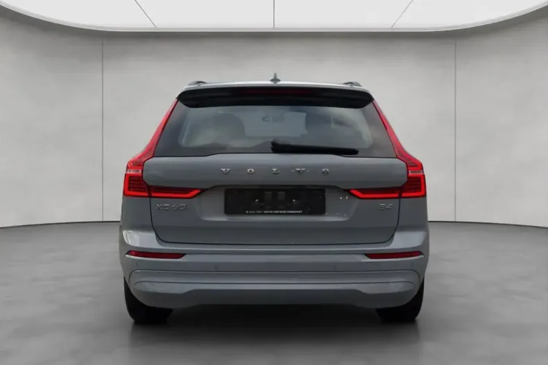 Volvo XC60 din 2023 cu 25.153 km - oferta VOL246725 - foto 4