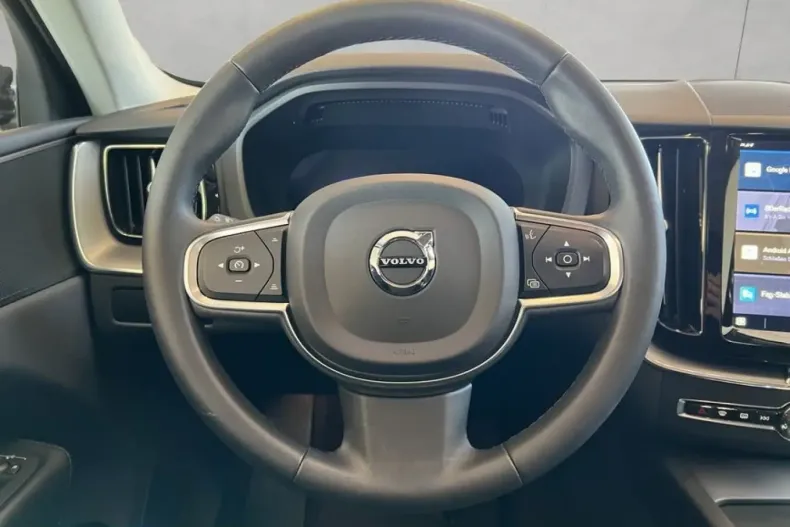 Volvo XC60 din 2023 cu 47.328 km - oferta VOL246726 - foto 10