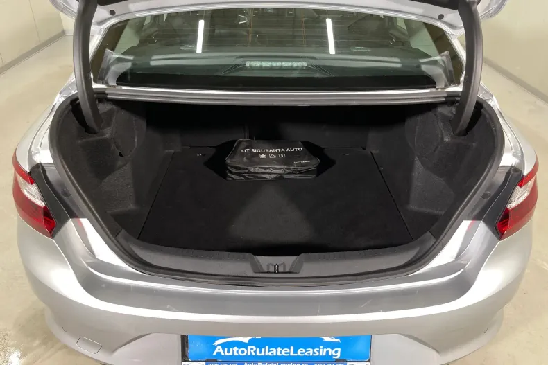 Renault Megane din 2023 cu 49.814 km - oferta REN246732 - foto 12