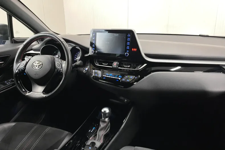 Toyota C-HR din 2021 cu 50.360 km - oferta TOY246733 - foto 8