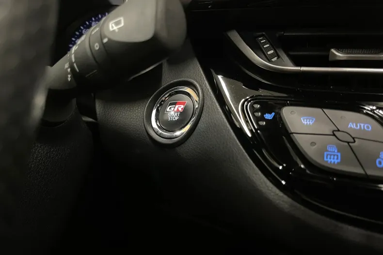 Toyota C-HR din 2021 cu 50.360 km - oferta TOY246733 - foto 21