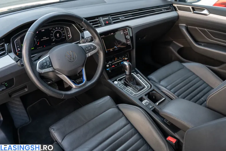 Volkswagen Passat din 2021 cu 146.344 km - oferta VOL246736 - foto 5