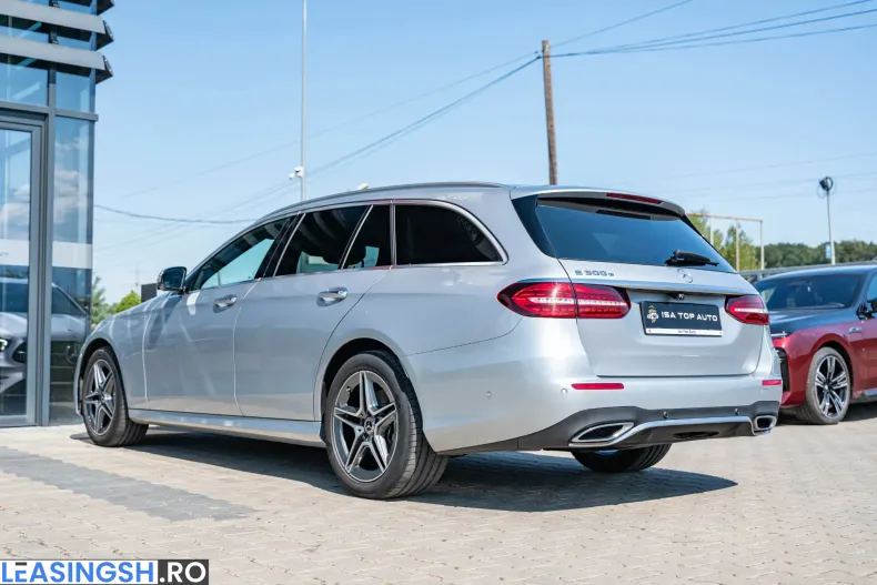 Mercedes-Benz E 300 (Clasa E) din 2022 cu 114.311 km - oferta MER246737 - foto 4