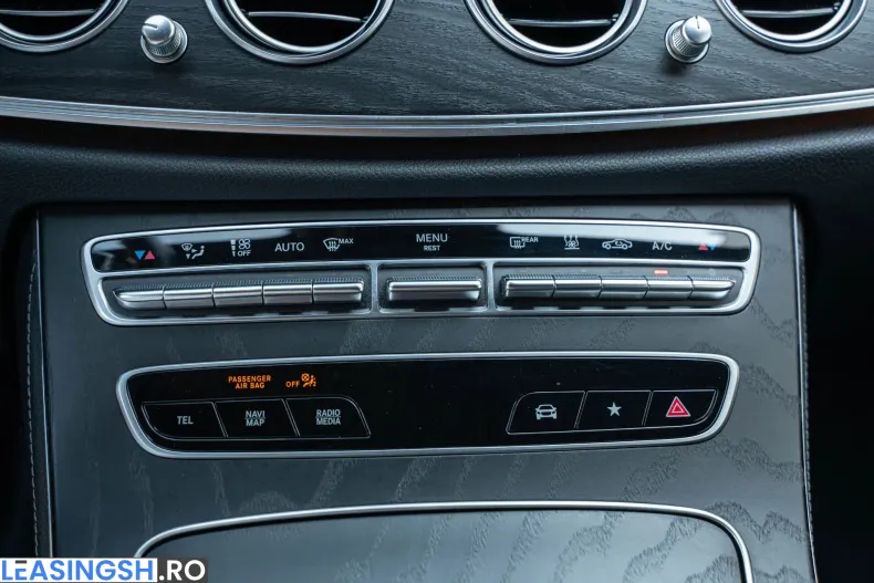Mercedes-Benz E 300 (Clasa E) din 2022 cu 114.311 km - oferta MER246737 - foto 21