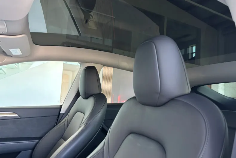 Tesla Model Y din 2023 cu 73.800 km - oferta TES246739 - foto 21