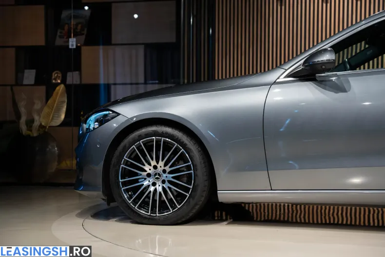 Mercedes-Benz C 220 (Clasa C) din 2021 cu 67.000 km - oferta MER246741 - foto 4