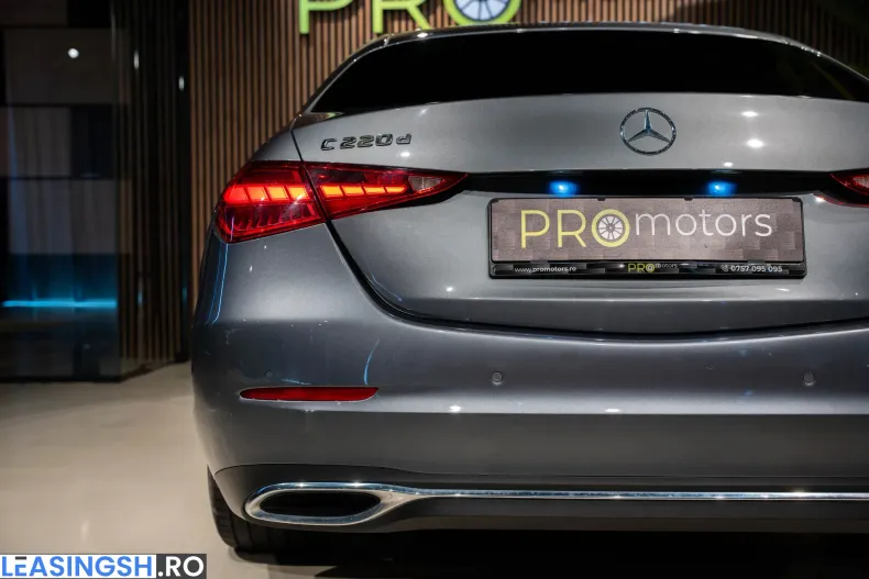 Mercedes-Benz C 220 (Clasa C) din 2021 cu 67.000 km - oferta MER246741 - foto 16