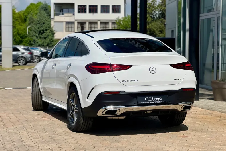 Mercedes-Benz GLE 300 (Clasa GLE) din 2026 cu 16 km - oferta MER246745 - foto 3