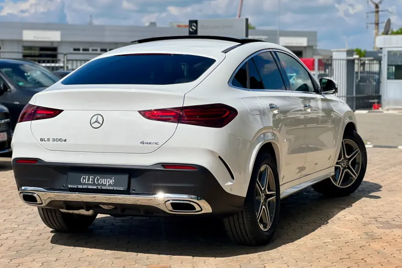 Mercedes-Benz GLE 300 (Clasa GLE) din 2026 cu 16 km - oferta MER246745 - foto 5