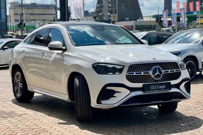 Mercedes-Benz GLE 300 (Clasa GLE) din 2026 cu 16 km - oferta MER246745 - foto 7