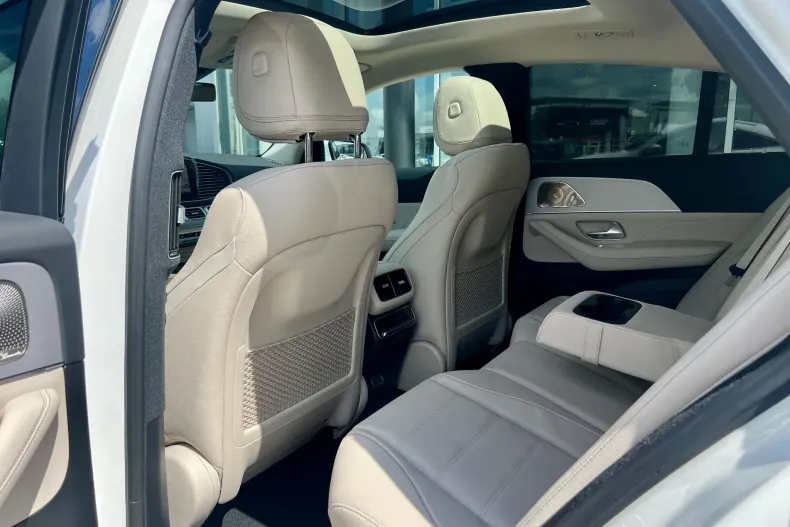 Mercedes-Benz GLE 300 (Clasa GLE) din 2026 cu 16 km - oferta MER246745 - foto 14