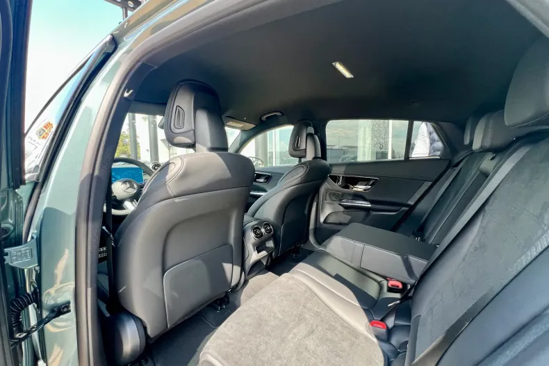 Mercedes-Benz GLC 200 (Clasa GLC) din 2026 cu 4 km - oferta MER246747 - foto 15