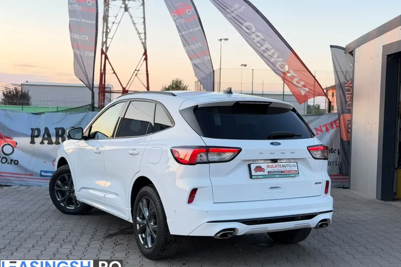 Ford Kuga din 2023 cu 91.808 km - oferta FOR246751 - foto 3