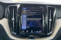 Volvo XC60 din 2022 cu 84.475 km - oferta VOL246754 - foto 12