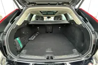 Volvo XC60 din 2022 cu 84.475 km - oferta VOL246754 - foto 30