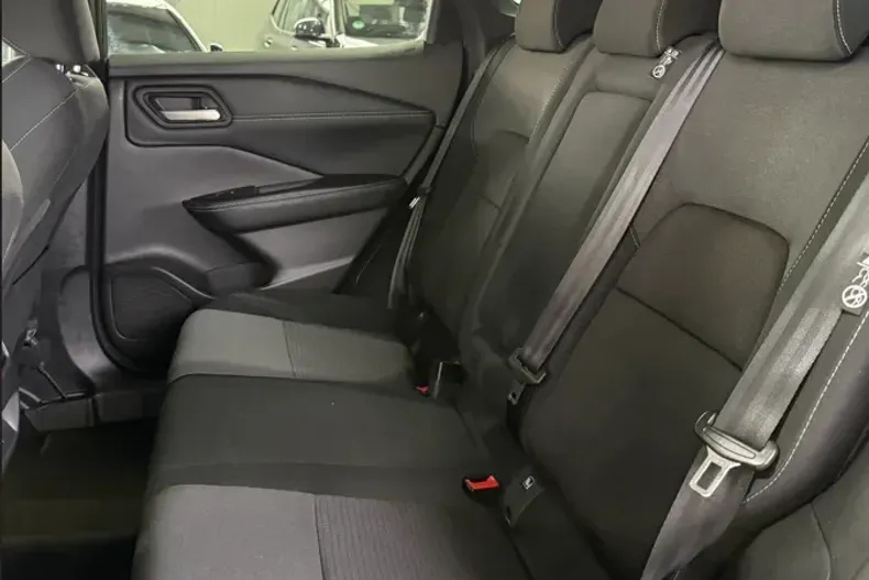 Nissan Qashqai din 2022 cu 94.000 km - oferta NIS246756 - foto 10