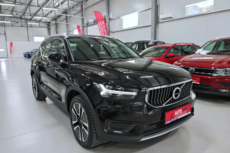 Volvo XC40 din 2022 cu 109.970 km - oferta VOL246769 - foto 2