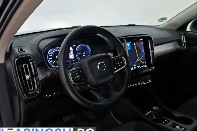 Volvo XC40 din 2022 cu 109.970 km - oferta VOL246769 - foto 6