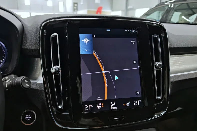 Volvo XC40 din 2022 cu 109.970 km - oferta VOL246769 - foto 8