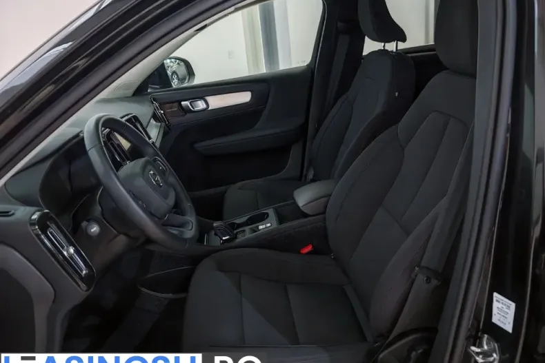 Volvo XC40 din 2022 cu 109.970 km - oferta VOL246769 - foto 10