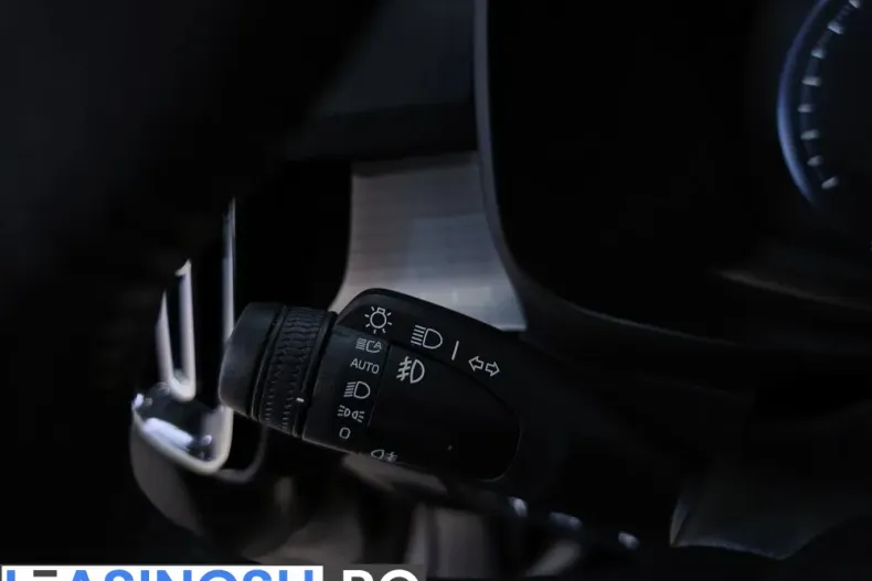Volvo XC40 din 2022 cu 109.970 km - oferta VOL246769 - foto 15