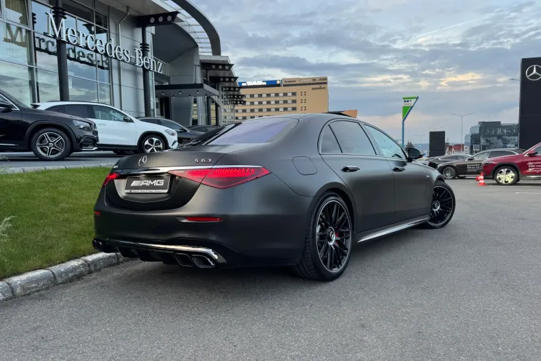 Mercedes-Benz S 63 AMG (Clasa S) din 2024 cu 49.800 km - oferta MER246773 - foto 2