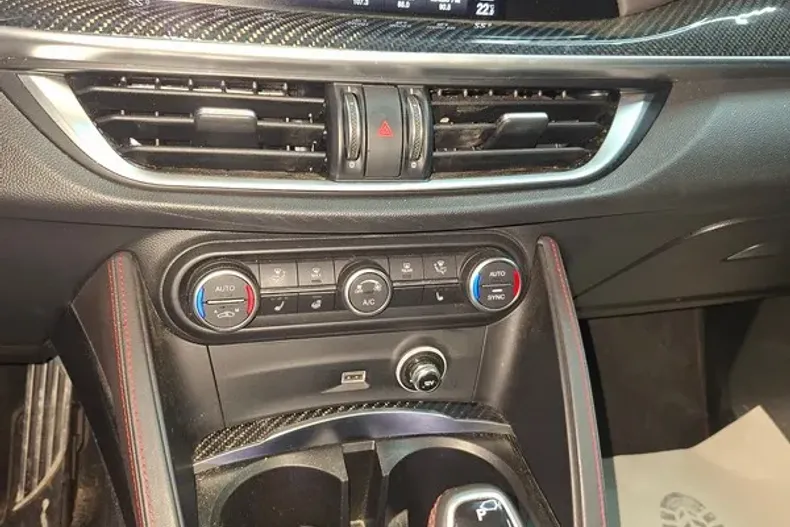 Alfa Romeo Stelvio din 2021 cu 80.138 km - oferta ALF246774 - foto 9