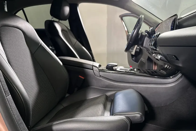 Mercedes-Benz A 180 (Clasa A) din 2021 cu 53.977 km - oferta MER246787 - foto 11