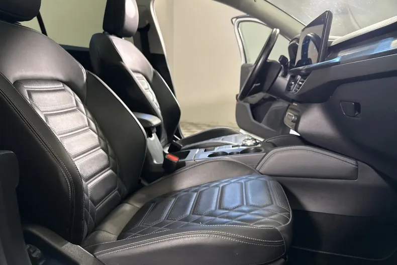 Ford Focus din 2024 cu 122.222 km - oferta FOR246788 - foto 11