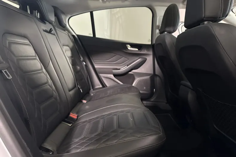 Ford Focus din 2024 cu 122.222 km - oferta FOR246788 - foto 12