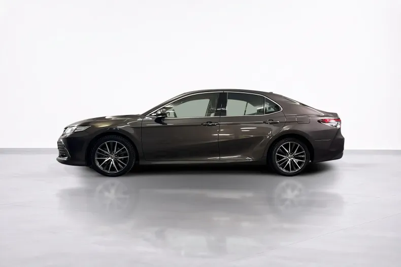 Toyota Camry din 2021 cu 88.643 km - oferta TOY246789 - foto 2
