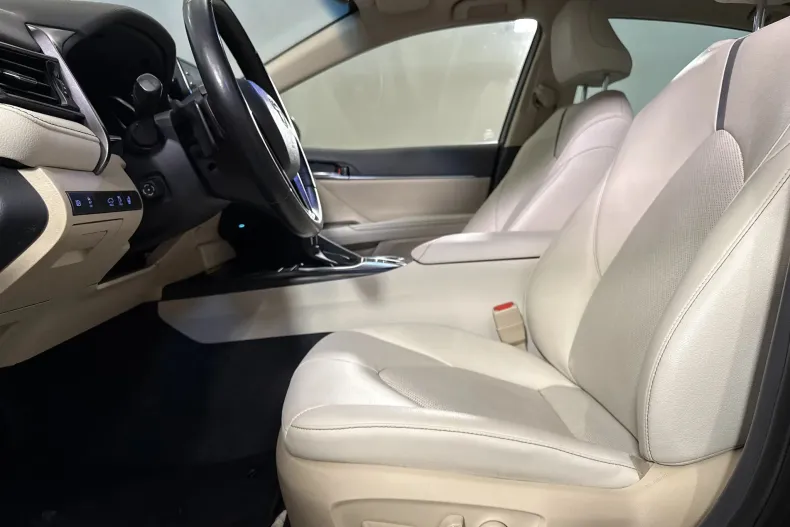 Toyota Camry din 2021 cu 88.643 km - oferta TOY246789 - foto 22