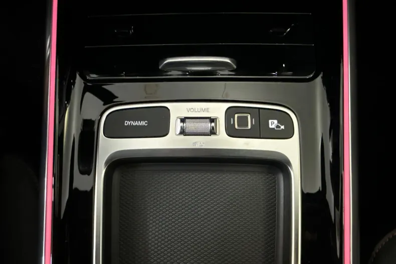 Mercedes-Benz GLA 200 (Clasa GLA) din 2025 cu 41.654 km - oferta MER246793 - foto 17