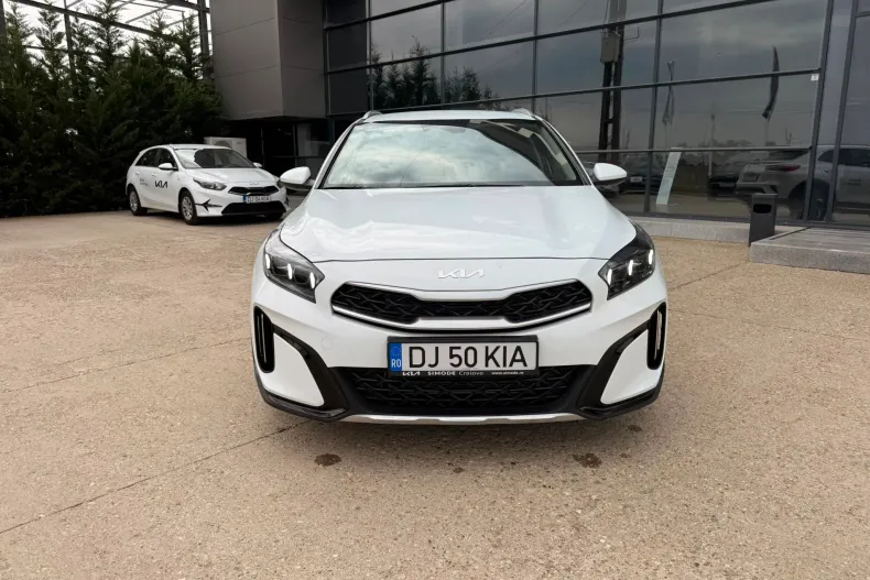 Kia XCeed din 2025 cu 2.300 km - oferta KIA246808 - foto 2